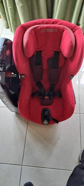 Maxi cosi clearance axiss red