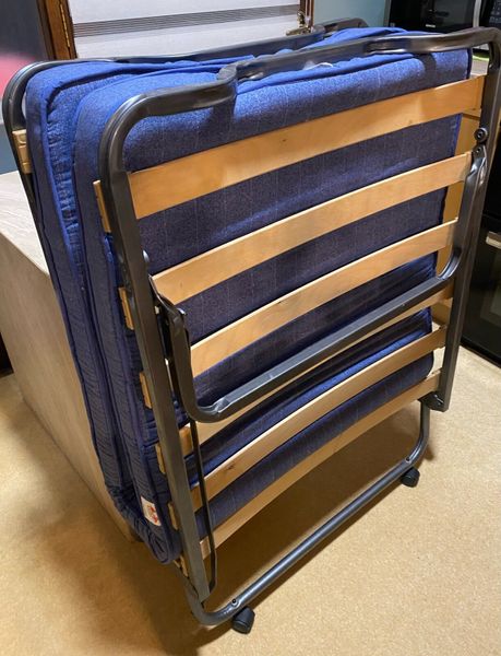 Lidl camp bed sales