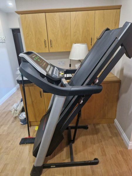 Treadmills for sale on donedeal hot sale