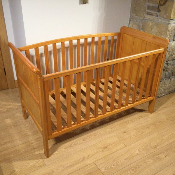 Babies r us store tuscany cot bed