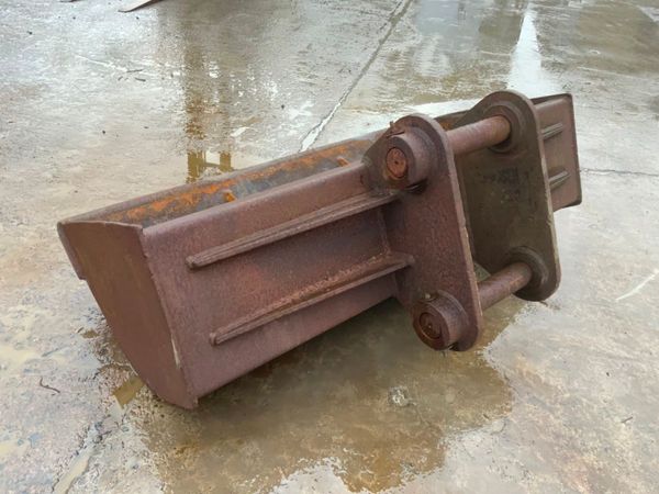 72" GRADING BUCKET..........80mm PINS.....72CM. 293074354