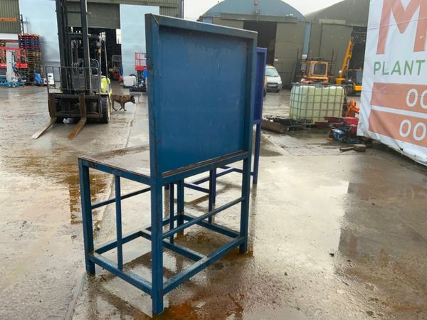 WORK BENCHES / ASSEMBLY STATIONS......WB1 293073161