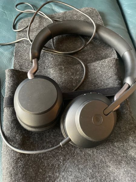 Jabra headset for sale in Co. Dublin for 20 on DoneDeal