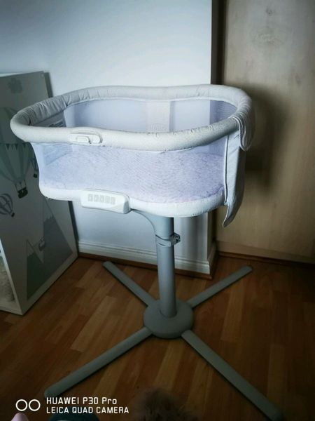 Halo store bassinet sale