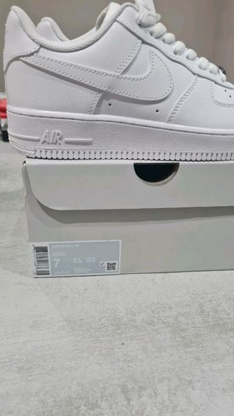 Air force 1s size 6 sale