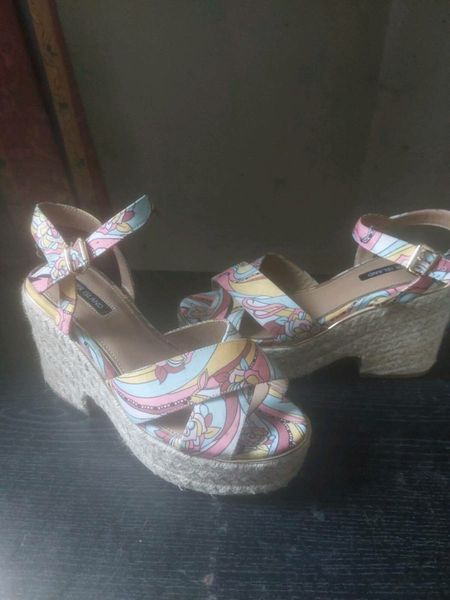 Wedge sandals sales size 5