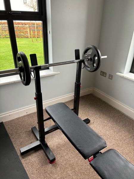 Bench discount press 200