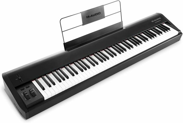 Midi keyboard deals with weighted keys