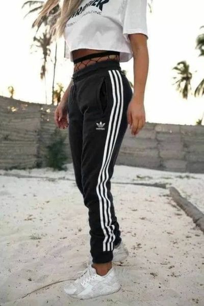 adidas Originals Women's 3-Stripes Joggers / Black