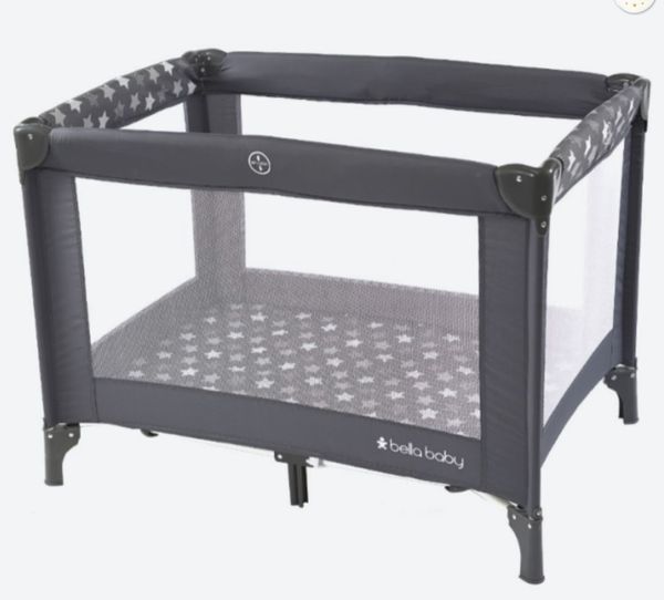 Free clearance travel cot