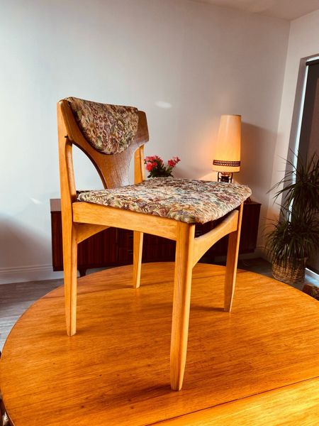 Small mid century on sale dining set