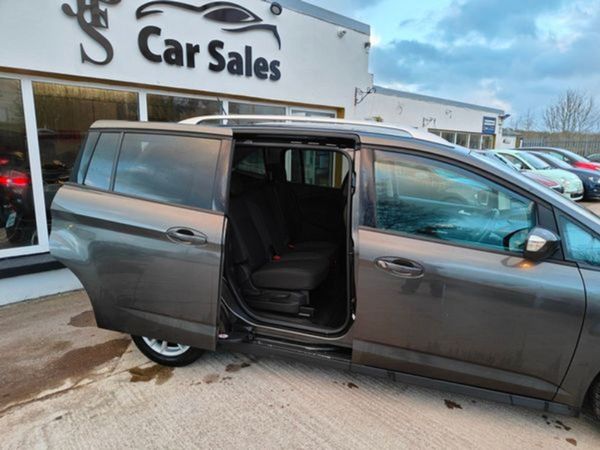 Ford Grand C-Max Zetec 7 Seater 293915104