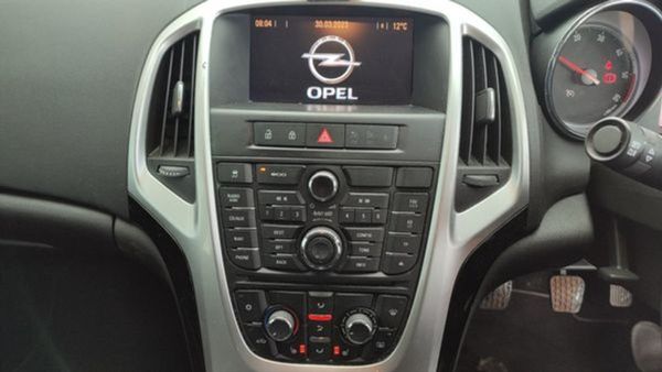 Opel Astra 2.0cdti 165PS SRI 293938363