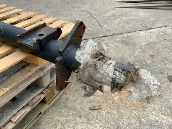 Trailer Trailer ROR / Disc Brake Replacement Axle 304243172