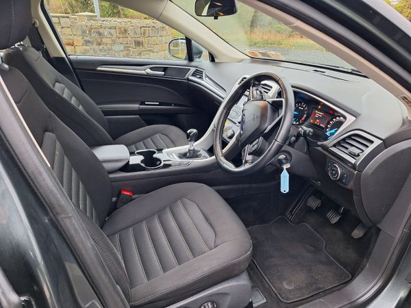 Ford Mondeo 2016 304243979