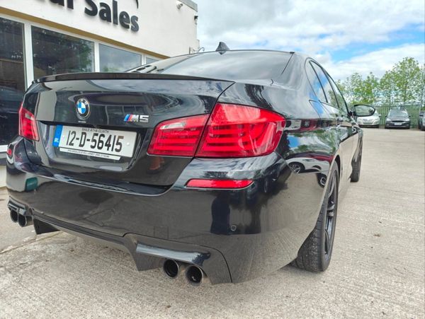 BMW M5 M5 4.4 Twin Turbo V8 304273197