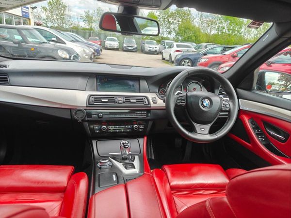 BMW M5 M5 4.4 Twin Turbo V8 304273214