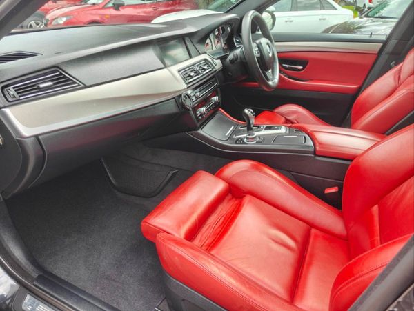 BMW M5 M5 4.4 Twin Turbo V8 304273210