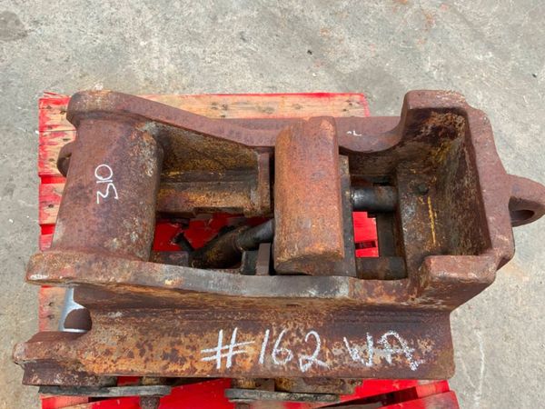 LEMAC QUICK HITCH......90mm PINS.........162wa. 304584485