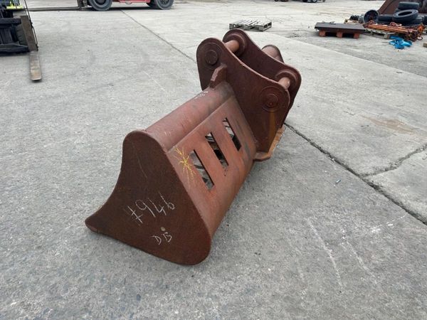 84" SKELETON BUCKET 7 FT...... 80MM...... 946 DB 305090407