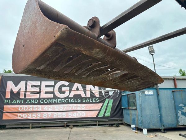 84" SKELETON BUCKET 7 FT...... 80MM...... 946 DB 305090408