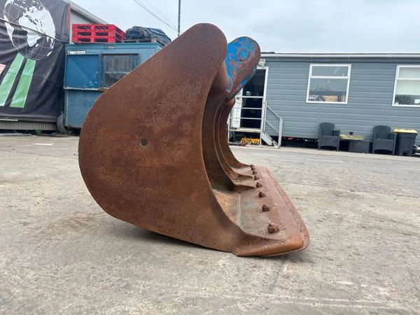84"  GRADING BUCKET ...... 80MM ......960 DB 305216224