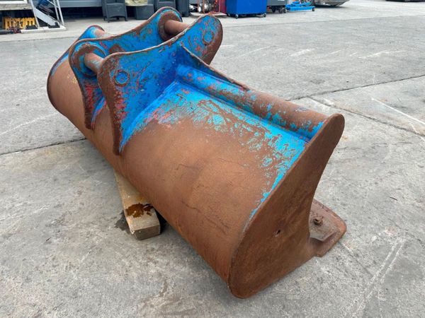 84"  GRADING BUCKET ...... 80MM ......960 DB 305216225