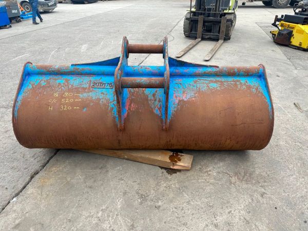 84"  GRADING BUCKET ...... 80MM ......960 DB 305216226