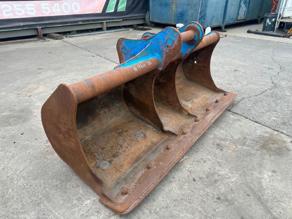 84"  GRADING BUCKET ...... 80MM ......960 DB 305216222