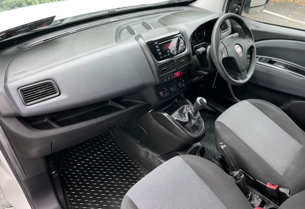 Maxi LWB FRIDGE Straight DEAL 305223280