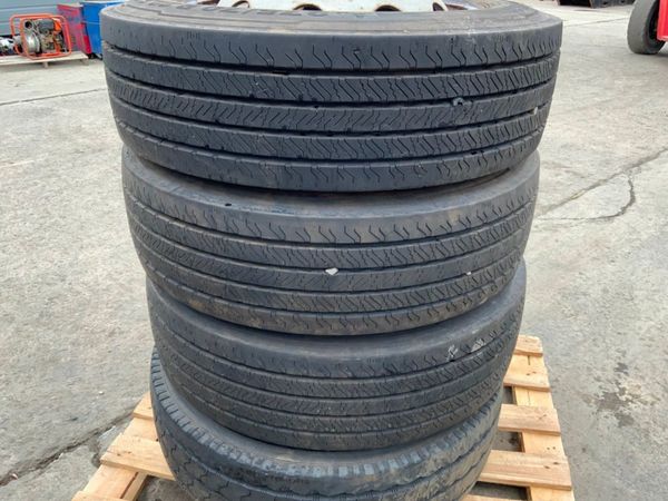 PART WORN TRUCK TYRES / RIMS..........22.5. 305329436