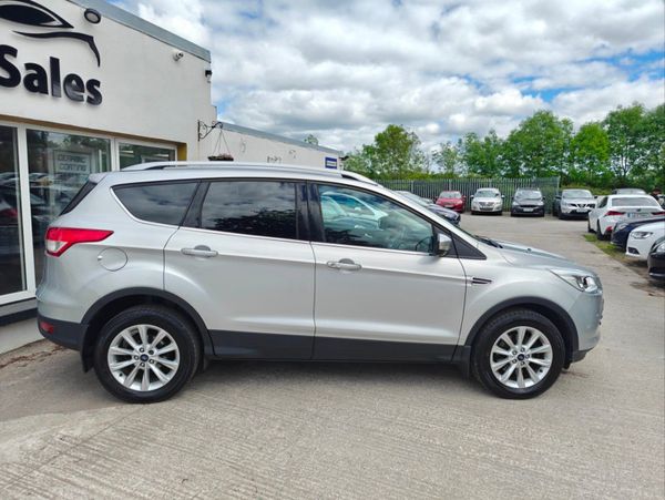 Ford Kuga 2.0tdci 120PS Titanium 305571566