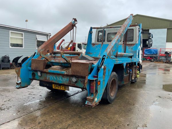 Iveco Euro Cargo 7.5 TON Chain Lift Skip Truck... 305779937