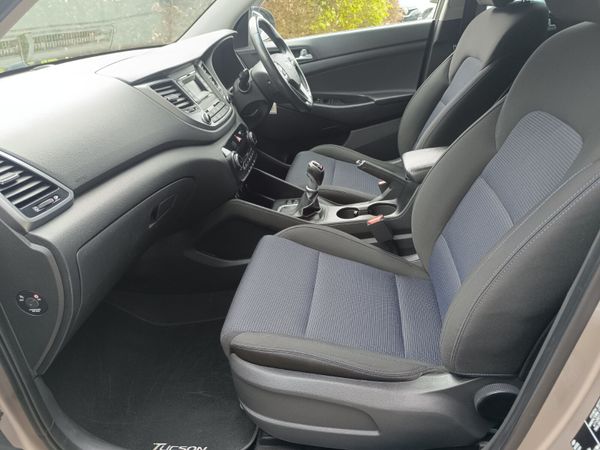 Hyundai Tucson 1.7 D Comfort Plus 306048139