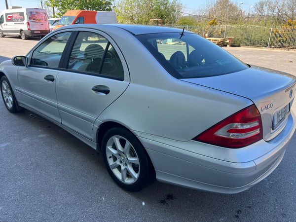 Mercedes C-classe 306097412