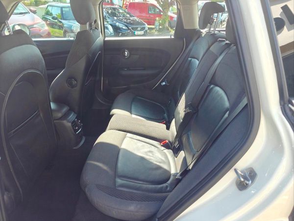 MINI CLUBMAN Cooper 2.0d 150bhp 306170119