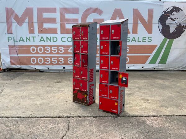 BATTERY BANK / SECURE CHARGING STATION. 307027970