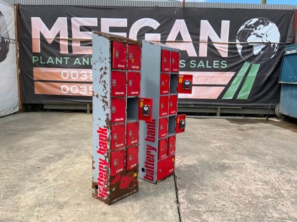 BATTERY BANK / SECURE CHARGING STATION. 307027971