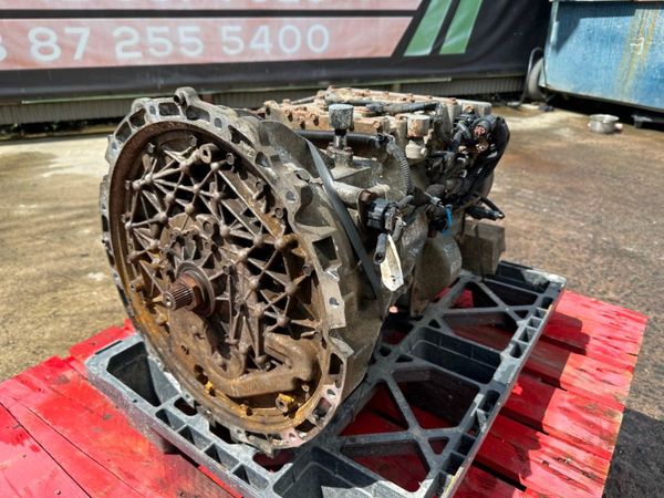 2013 MITSUBISHI AUTO GEARBOX.....3.0 D 307742657