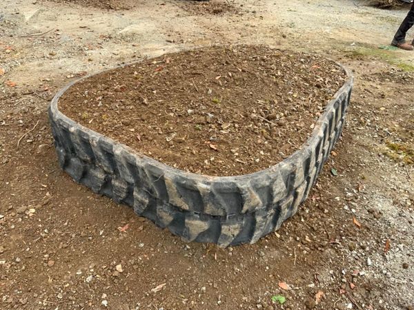 RAISED FLOWER BED / VEGETABLE GROW BOX. 308417329