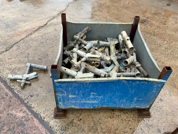 50mm SAFETY RAIL MULTI CLAMPS. 308557987