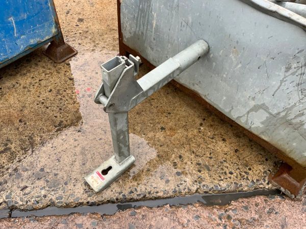 COMBISAFE ADJUSTABLE BARRIER CLAMPS. 308558009