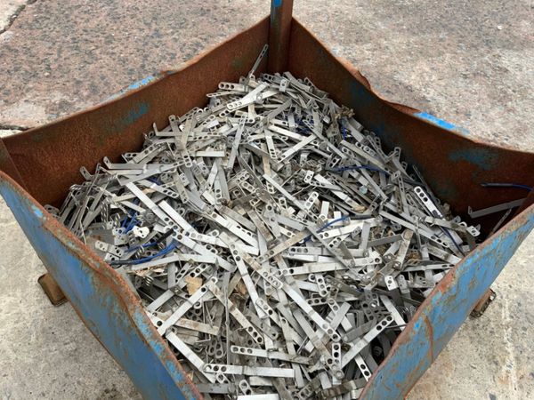 8" STAINLESS STEEL  FRAME TIES / WALL TIES. 308642675