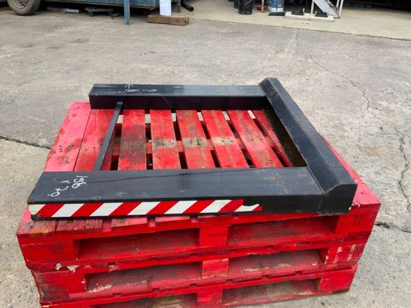 FORK LIFT PUSHING  ATTACHMENT. 308848588