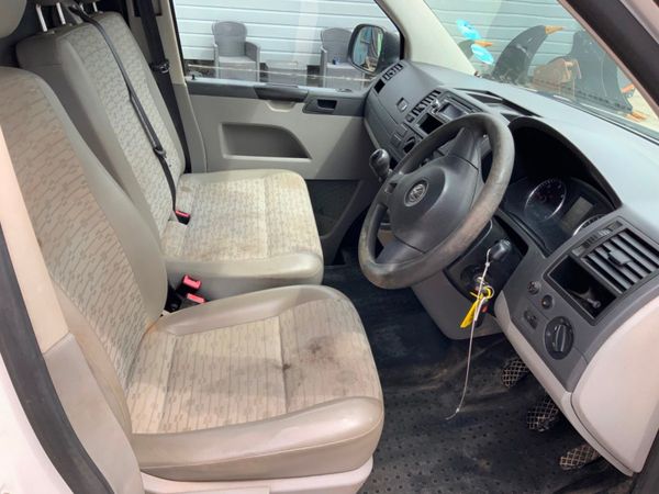 2013 VW TRANSPORTER.  2.0lt DIESEL..5 SPEED. 309064640