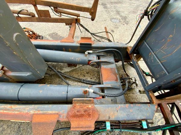 VDL HOOK LOADER SKIP GEAR.........4056. 309171819