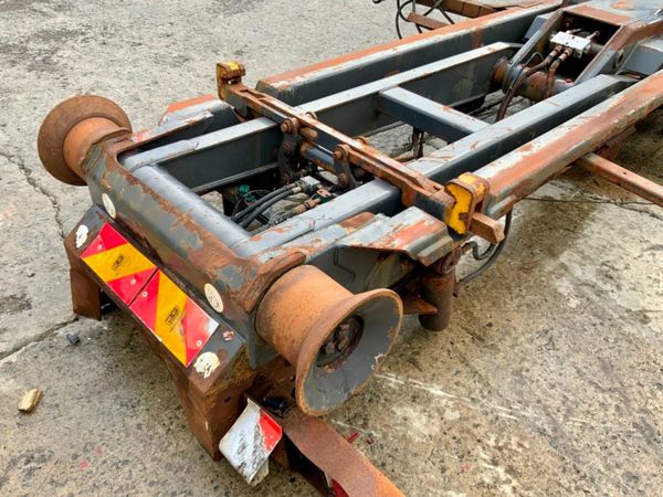 VDL HOOK LOADER SKIP GEAR.........4056. 309171824