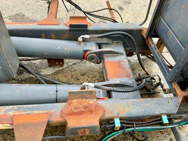 VDL HOOK LOADER SKIP GEAR.........4056. 309171821