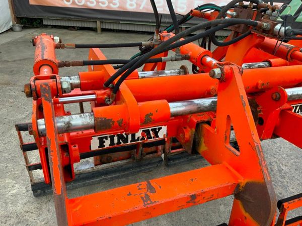 FINLAY HYDRAULIC BLOCK GRAB......4 BALE. 309680349