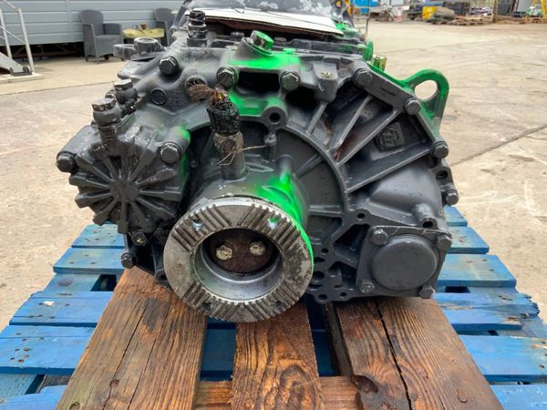 DAF 75CF 9 Speed ZF Manual Gear Box......9 S 1110 301779482